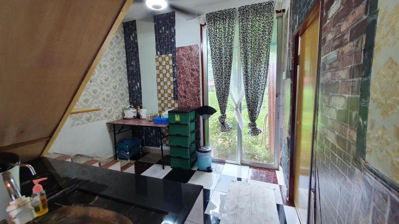 Chalet Kampong Semawar Kuala Kangsar Ngoại thất bức ảnh