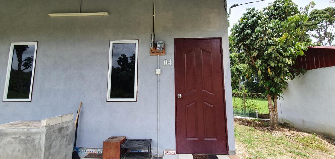 Chalet Kampong Semawar Kuala Kangsar Ngoại thất bức ảnh