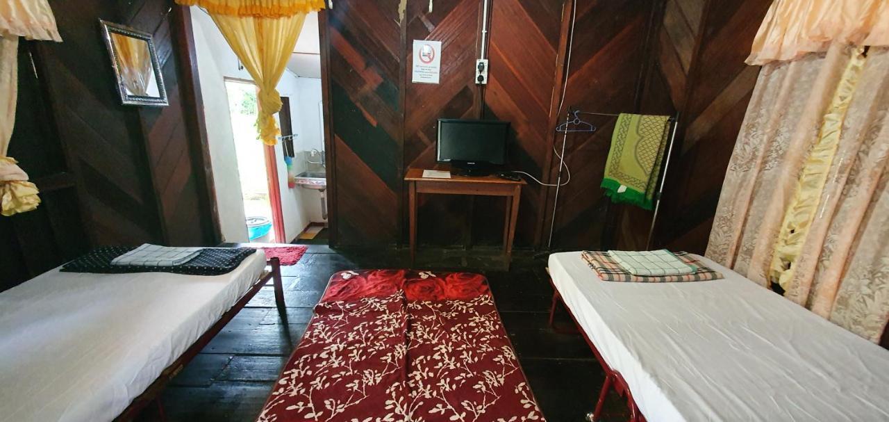 Chalet Kampong Semawar Kuala Kangsar Ngoại thất bức ảnh