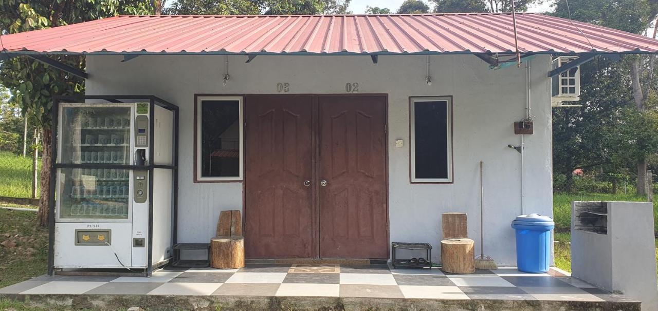 Chalet Kampong Semawar Kuala Kangsar Ngoại thất bức ảnh