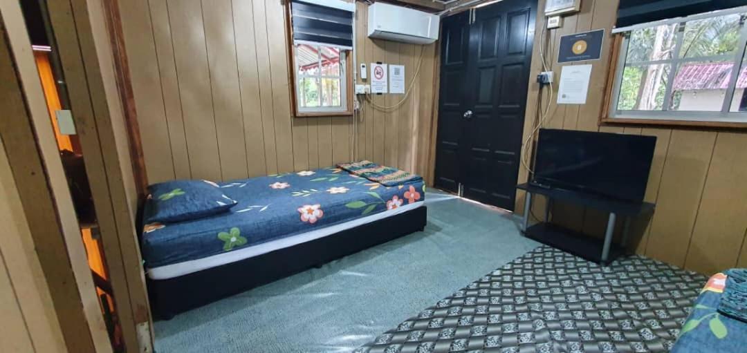 Chalet Kampong Semawar Kuala Kangsar Ngoại thất bức ảnh