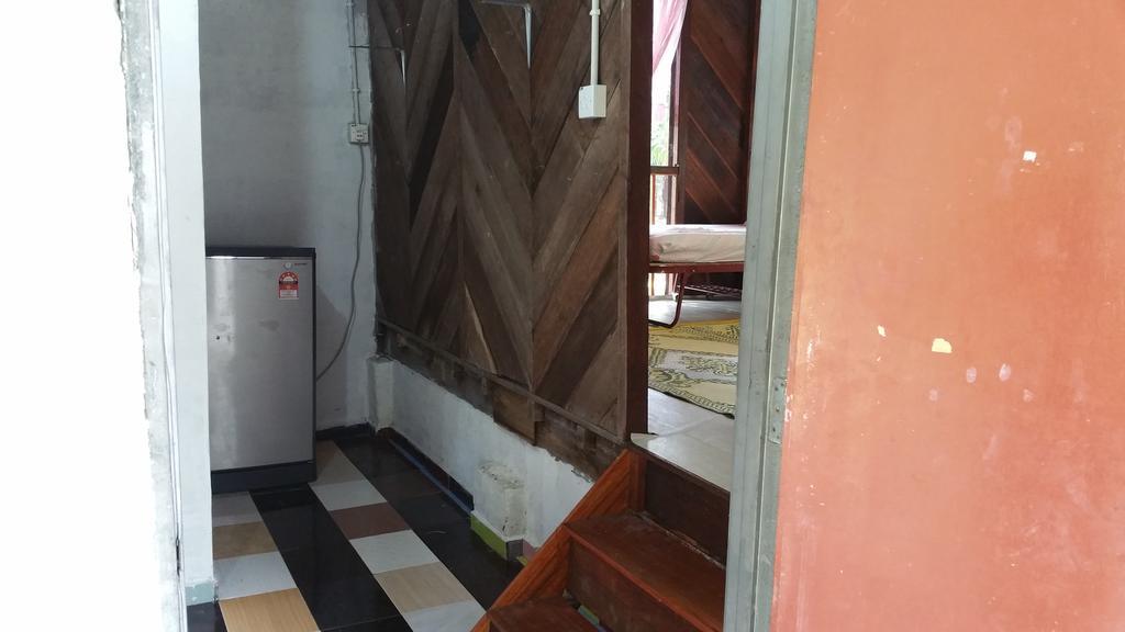 Chalet Kampong Semawar Kuala Kangsar Ngoại thất bức ảnh
