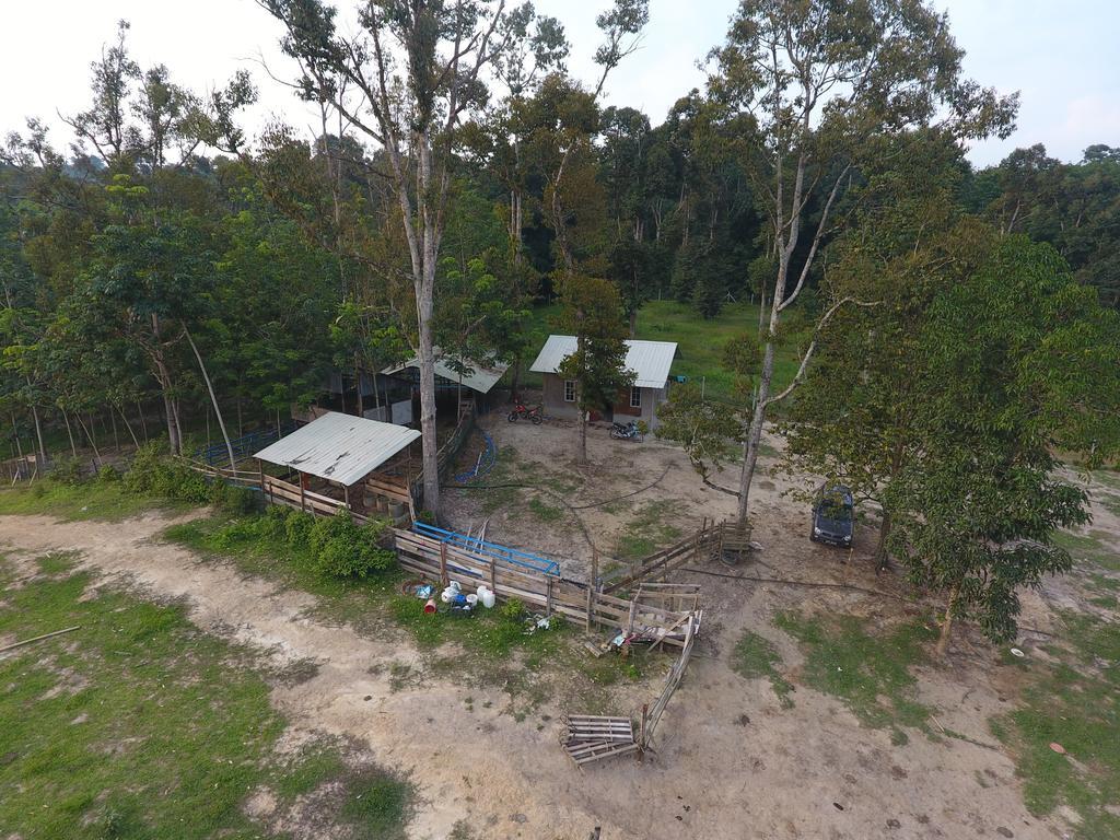 Chalet Kampong Semawar Kuala Kangsar Ngoại thất bức ảnh